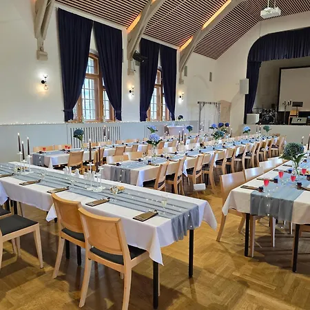 Sokolovna Krásná Schönbach