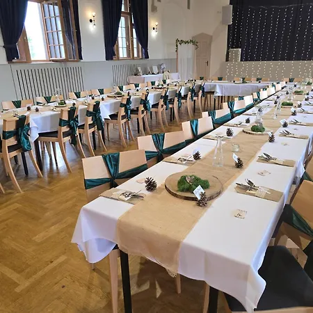 Sokolovna Krásná Vendégház